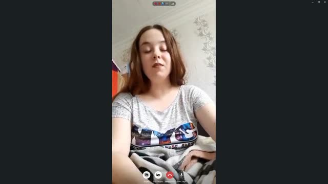 Chubby teen undress and touch for me